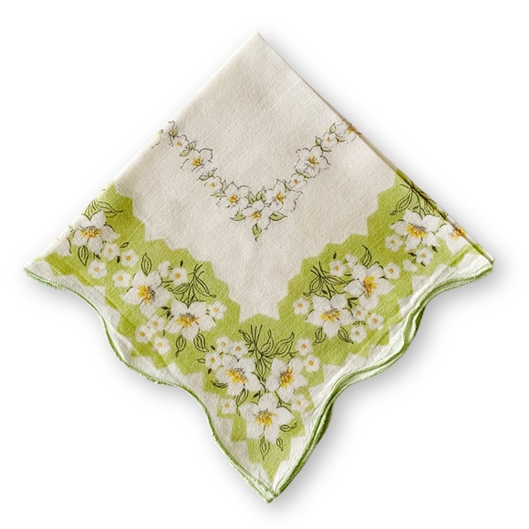 Antique Accessories - Antique Midcentury Off White Green Scalloped Floral Cotton Linen Handkerchief